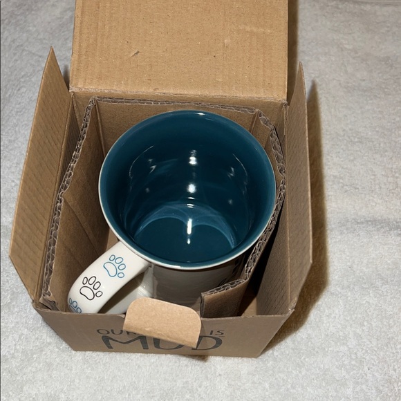 Rottweiler Mom Dog Mug - White and Blue - Picture 6 of 8